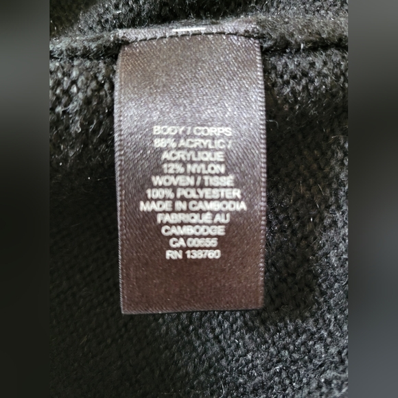 Camber&Grace Sweater - Picture 6 of 7